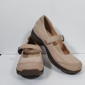 01221 Dansko Stone Distressed leather Katy mary jane shoes 42